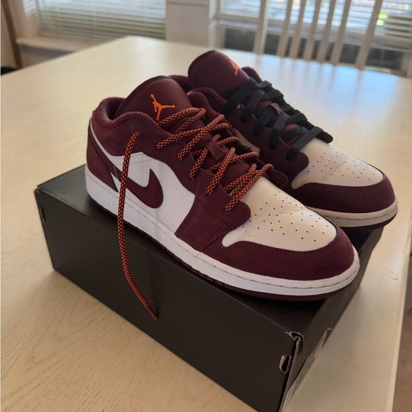 Air Jordan 1 Low (GS) Maroon and White Sneakers - Picture 5 of 8